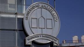 UNAB suspendió a estudiantes por hackeo a portal de pagos: alumno redujo su deuda de casi un millón a $948