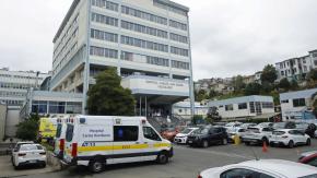 El comunicado del Hospital Carlos Van Buren tras denuncias de médicos por grave crisis en el recinto