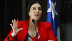 Cómo la Fiscalía extraerá la información del iPhone de la diputada Cariola en caso de corrupción