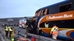 "Era un buen muchacho": Chofer fallecido del cuarto bus involucrado en accidente había empezado hace poco a manejar buses
