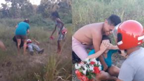 "Casi le da un infarto": Hombre sorprende a novia con insólita pedida de matrimonio haciéndose el muerto "Casi le da un infarto": Hombre sorprende a novia con insólita pedida de matrimonio haciéndose el muerto