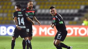Palestino ahonda la crisis en U. Católica tras eliminarla por penales de la Copa Sudamericana Palestino ahonda la crisis en U. Católica tras eliminarla por penales de la Copa Sudamericana