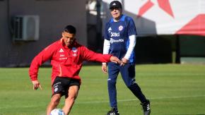 “Se ve lejana la opción”: Revelan cómo está Alexis Sánchez tras perderse el partido de la Roja ante Paraguay “Se ve lejana la opción”: Revelan cómo está Alexis Sánchez tras perderse el partido de la Roja ante Paraguay