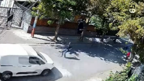 Hombre es asaltado y baleado en Recoleta tras retirar más de un millón de pesos del banco Hombre es asaltado y baleado en Recoleta tras retirar más de un millón de pesos del banco