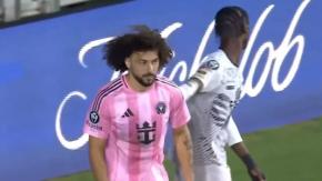 VIDEO | La maniobra de Maximiliano Falcón que sacó risas en la Concachampions VIDEO | La maniobra de Maximiliano Falcón que sacó risas en la Concachampions