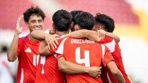 La Roja se ilusiona en el Sudamericano Sub 17: "Vamos a tratar de llevar a Chile a un nuevo Mundial" La Roja se ilusiona en el Sudamericano Sub 17: "Vamos a tratar de llevar a Chile a un nuevo Mundial"