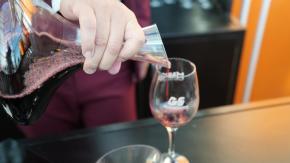 La fiesta del vino regresa a Santiago: más de 40 viñas, artistas en vivo y entrada gratuita