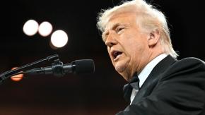 "Hágalo ahora": Trump llama a empresas a mudarse a los Estados Unidos para evitar alza de aranceles "Hágalo ahora": Trump llama a empresas a mudarse a los Estados Unidos para evitar alza de aranceles