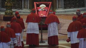 El gran misterio del funeral del Papa Francisco: ¿Quién financiará el sepulcro? 