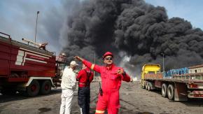 Al menos cinco muertos y más de 500 heridos por una "enorme explosión" en un puerto clave de Irán