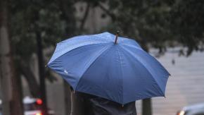 "Harta precipitación en pocas horas": Pronostican lluvias para tres regiones por sistema frontal con río atmosférico