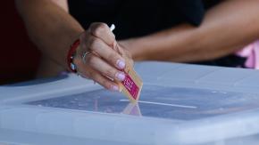 Encuesta Criteria revela disminución en respaldo al voto obligatorio para migrantes en Chile Encuesta Criteria revela disminución en respaldo al voto obligatorio para migrantes en Chile