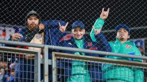 Las burlas de los hinchas de Estudiantes de La Plata a la afición de U de Chile Las burlas de los hinchas de Estudiantes de La Plata a la afición de U de Chile