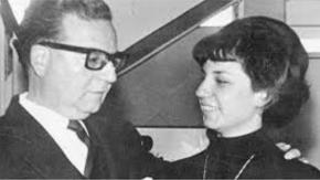 La relación de Isabel Allende con su padre según Eduardo Labarca, biógrafo del expresidente La relación de Isabel Allende con su padre según Eduardo Labarca, biógrafo del expresidente