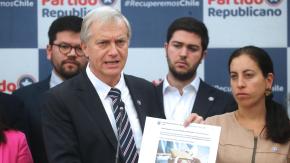 Contratos por hora e indemnización a todo evento: Kast presenta sus propuestas en materia laboral