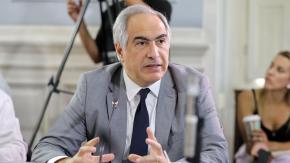 Senador Chahuán renuncia a RN para competir en las primarias de Chile Vamos 