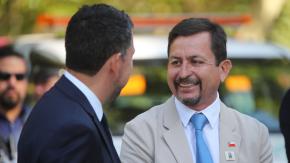 Alcalde de Macul Eduardo Espinoza desmiente todo tipo de vínculo con la barra de Colo Colo