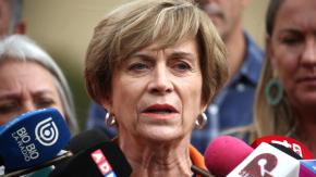 Tras polémica por dichos sobre el Golpe: Matthei pide "parar" la confrontación y "hablar de lo que de verdad importa"