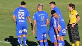 ¿Problemas de camarín? El tenso momento protagonizado por Nico Guerra y Leandro Fernández en el cambio de U de Chile