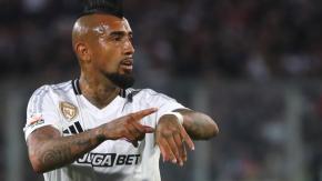 "Ojalá el bloque Vial se vaya luego de Colo Colo": Arturo Vidal toma partido dentro de Blanco y Negro 