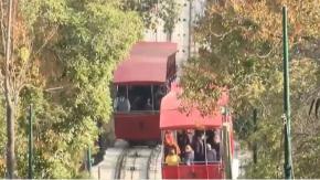 Los 100 años de historia del funicular de Santiago