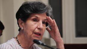 TC destituye a Isabel Allende por fallida venta de casa de su padre y sacude al gobierno y al PS TC destituye a Isabel Allende por fallida venta de casa de su padre y sacude al gobierno y al PS
