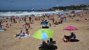 Prohíben en Francia el cigarro en playas, parques y cerca de escuelas a partir del 1 de julio”