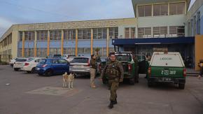 Alcalde de San Pedro de la Paz asegura que balacera al interior de colegio sería por riña "por temas de pareja" Alcalde de San Pedro de la Paz asegura que balacera al interior de colegio sería por riña "por temas de pareja"