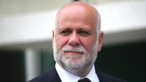 Elizalde acusa a la UDI de intentar "generar sospecha" por aportes al club en el que jugaba la pareja de Boric Elizalde acusa a la UDI de intentar "generar sospecha" por aportes al club en el que jugaba la pareja de Boric