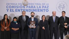 Un nuevo sistema de tierras y crear un Consejo de Pueblo: Las principales propuestas de la Comisión para la Paz y el Entendimiento Un nuevo sistema de tierras y crear un Consejo de Pueblo: Las principales propuestas de la Comisión para la Paz y el Entendimiento