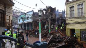 Encuentran segundo cuerpo luego de tres días de búsqueda por fatal incendio en Valparaíso