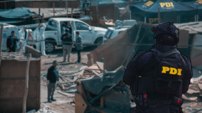Enterrado vivo, con su carnet y en una maleta: El macabro crimen del Tren de Aragua contra un exmiembro en el norte de Chile Enterrado vivo, con su carnet y en una maleta: El macabro crimen del Tren de Aragua contra un exmiembro en el norte de Chile