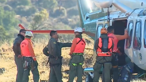 Rescatan cuerpos de víctimas que fallecieron en accidente aéreo en Curacaví