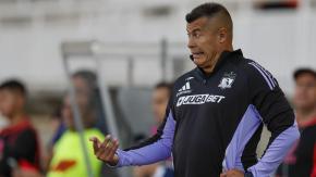 Mientras se negocia su futuro: Jorge Almirón dirigió el entrenamiento de Colo Colo este miércoles