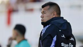 DT campeón con la UC se suma a los candidatos para reemplazar a Jorge Almirón en Colo Colo