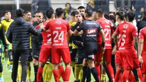 Delegación Presidencial anuncia querella por incidentes en partido de Copa Chile entre U. La Calera y San Luis