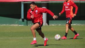 ¿Será titular? El emotivo reencuentro entre Ricardo Gareca y Alexis Sánchez en Juan Pinto Durán