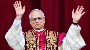 Lo que piensa el Papa León XIV sobre los homosexuales, las mujeres en el clero y otros tópicos