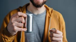 Estudio asegura que el consumo de bebidas energéticas podría aumentar el crecimiento de la leucemia