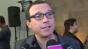 Destapan quién es la persona que tendría a Julián Elfenbein "congelado" y sin aparecer en televisión