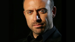 Fue condenado a prisión: De qué se acusa a Halit Ergenç, el actor que interpretó a Onur en 'Las mil y una noches'