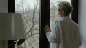 Menopausia y perimenopausia: Ginecóloga explica qué son y cómo sobrellevar los bochornos