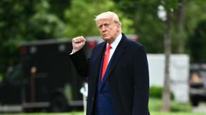 Trump amenaza a la Unión Europea con aranceles de 50% a partir del 1 de julio