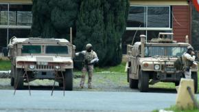 Sujetos roban dos fusiles de guerra tras atacar con arma blanca a conscriptos en regimiento de Valparaíso