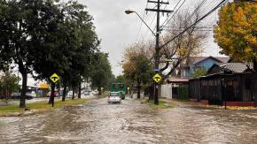 Tres sistemas frontales consecutivos: pronostican días de lluvia y vientos fuertes