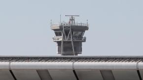 Realizan suspensión temporal de operaciones aéreas en aeropuerto de Santiago por "condición aviaria severa" Realizan suspensión temporal de operaciones aéreas en aeropuerto de Santiago por "condición aviaria severa"