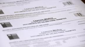 Subió 321% en diez años: Contraloría detecta que sector municipal pagó $388 mil millones por licencias médicas en 2024 