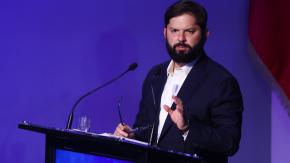 Boric ante consulta sobre si se apresuró en condenar ataque de EE.UU. a Irán: "Los principios nunca son apresurados" 