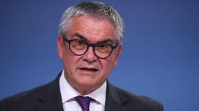 Marcel dice que efectos de conflicto entre EE.UU e Irán serán "acotados" pero que sí aumentará precio de los combustibles