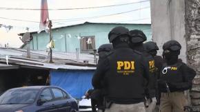 La intensa lucha contra el microtráfico en La Legua: Narcos guardaban dinero detrás de las murallas